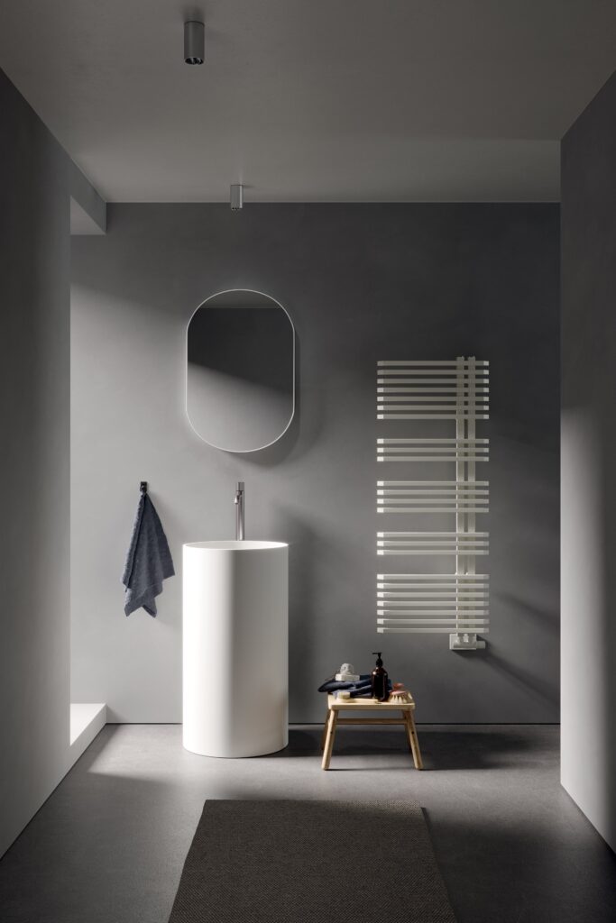 Tre nuovi bianchi per il termoarredo Irsap: l’eleganza della luce prende forma